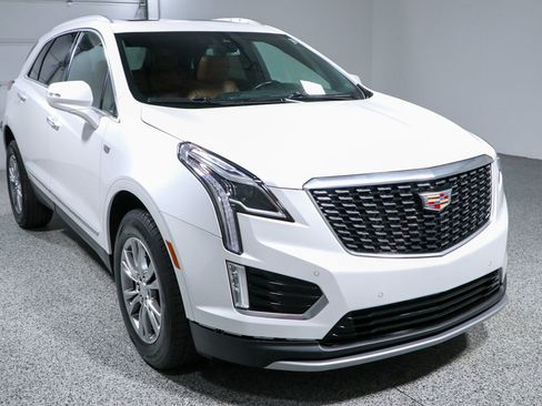 Used 2022 Cadillac XT5 Premium Luxury AWD/4WD image 5