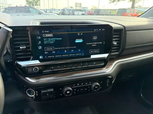 Used 2024 Chevrolet Silverado 1500 LT AWD/4WD image 27