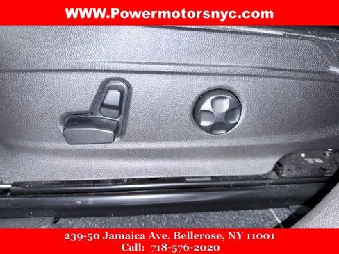 Used 2022 Alfa Romeo Stelvio Ti image 47