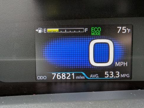 Used 2017 Toyota Prius Two FWD image 12