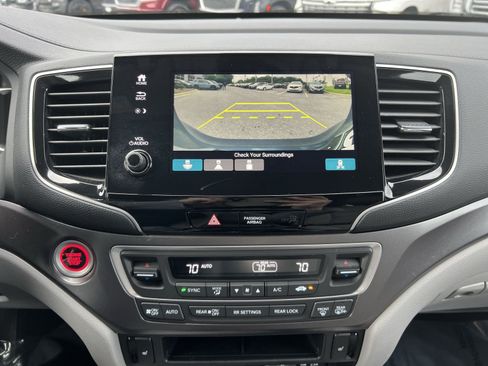 Used 2020 Honda Pilot EX image 19