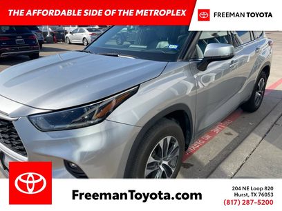 Used 2021 Toyota Highlander XLE