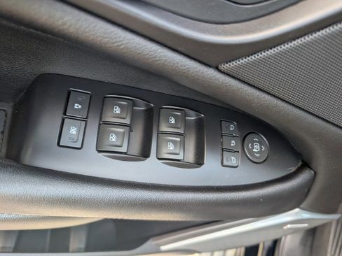Used 2019 Cadillac Escalade Luxury AWD/4WD image 15