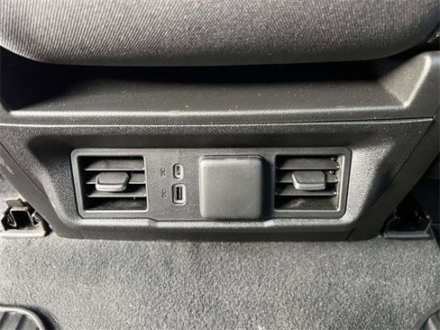 Certified 2022 Chevrolet Silverado 1500 LT image 16