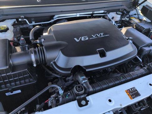 Used 2021 Chevrolet Colorado LT w/ Safety Package image 23