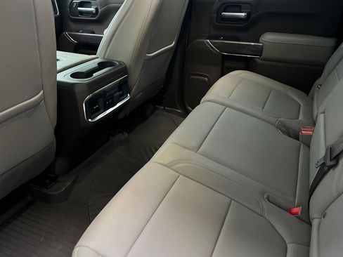 Used 2022 Chevrolet Silverado 1500 LTZ image 12