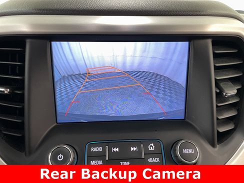 Certified 2017 GMC Acadia SLT image 4