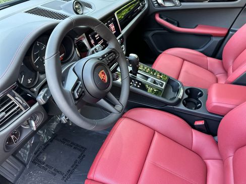 New 2026 Porsche Macan Turbo AWD/4WD image 4