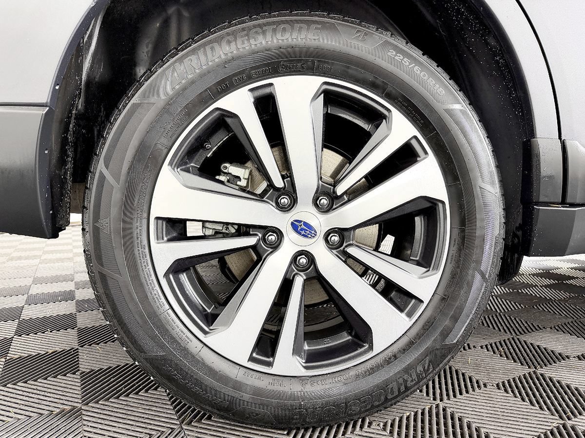 Used 2019 Subaru Outback 3.6R Limited AWD/4WD image 27