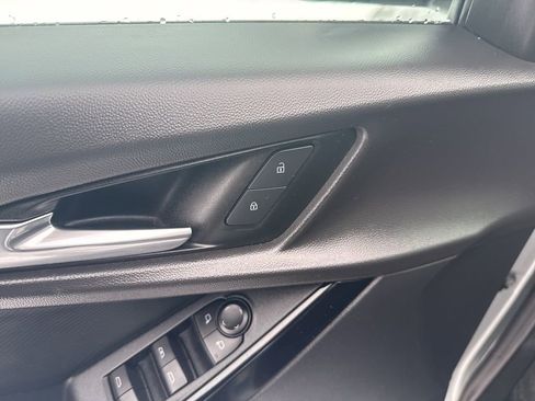 Certified 2025 Chevrolet Equinox LT w/ Safety and Technology Package image 18