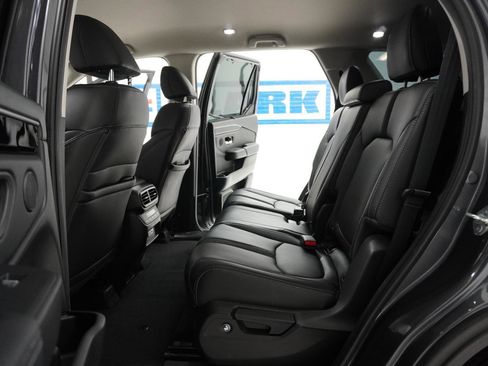 Used 2023 Honda Pilot EX-L image 35