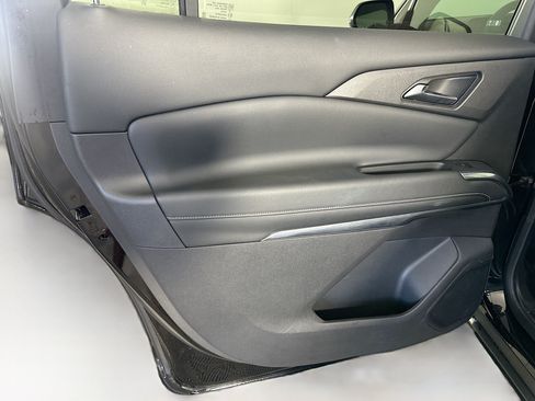 Used 2025 Chevrolet Traverse LT AWD/4WD image 25