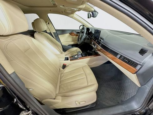 Used 2020 Audi A4 2.0T Premium w/ Convenience Package image 34