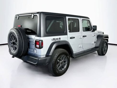 Used 2024 Jeep Wrangler Unlimited Sport AWD/4WD image 24
