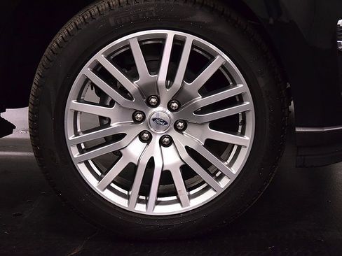 Used 2024 Ford Expedition Max Limited image 10