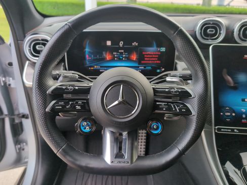 Used 2024 Mercedes-Benz GLC 43 AMG 4MATIC image 18