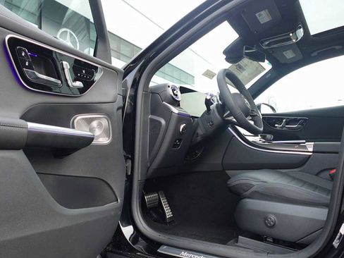 Used 2026 Mercedes-Benz GLC 300 4MATIC image 16