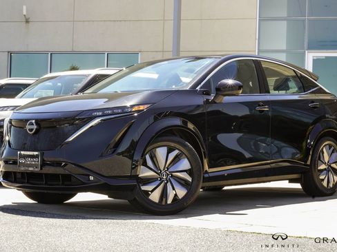 Used 2024 Nissan Ariya FWD image 1