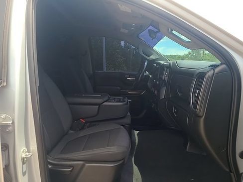 Used 2021 Chevrolet Silverado 1500 LT AWD/4WD image 28