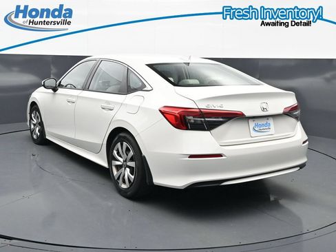 Used 2023 Honda Civic LX image 7