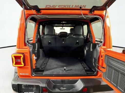 Used 2020 Jeep Wrangler Unlimited Rubicon AWD/4WD image 26