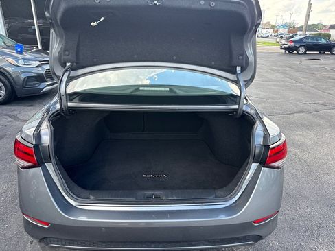 Used 2023 Nissan Sentra SV FWD image 7