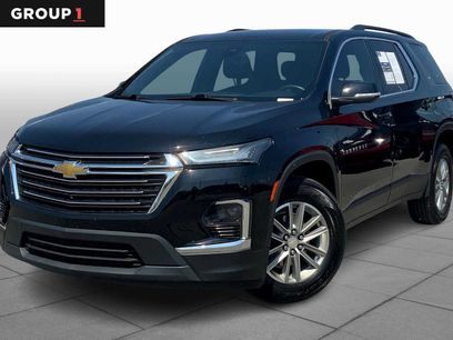 Used 2022 Chevrolet Traverse LT