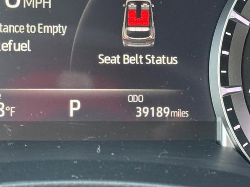 Used 2022 Toyota Highlander XLE image 23