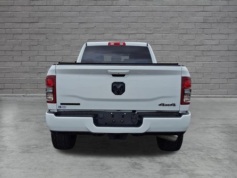 Used 2022 RAM 3500 Big Horn w/ Night Edition AWD/4WD image 10