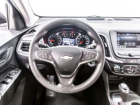 Used 2020 Chevrolet Equinox LT FWD image 20