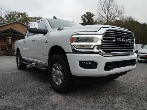 Used 2024 RAM 2500 Laramie w/ Safety Group AWD/4WD image 4