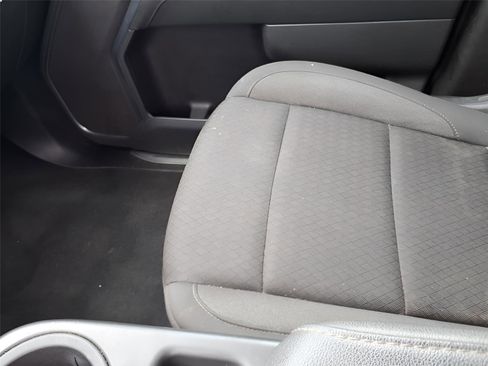 Used 2024 Chevrolet Silverado 2500 LT image 27