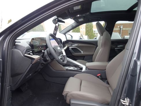 New 2025 Audi Q5 Premium Plus image 4