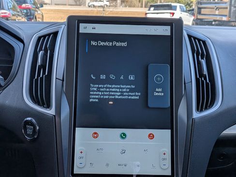 Certified 2024 Ford Edge SEL w/ Convenience Package image 21