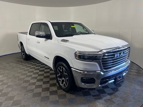 Certified 2025 RAM 1500 Laramie AWD/4WD image 1