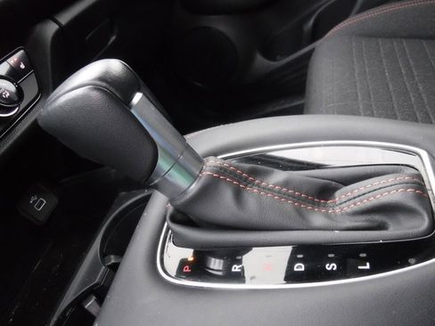 Used 2024 Honda HR-V Sport image 15