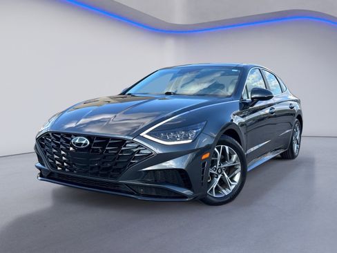 Used 2023 Hyundai Sonata SEL w/ Convenience Package image 2