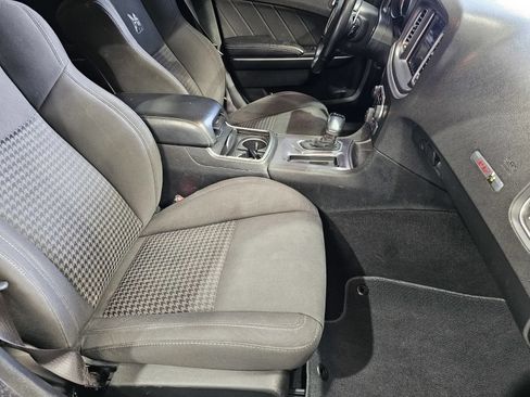 Used 2019 Dodge Charger Scat Pack w/ Navigation & Travel Group RWD image 7