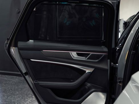 Used 2022 Audi RS 6 image 22