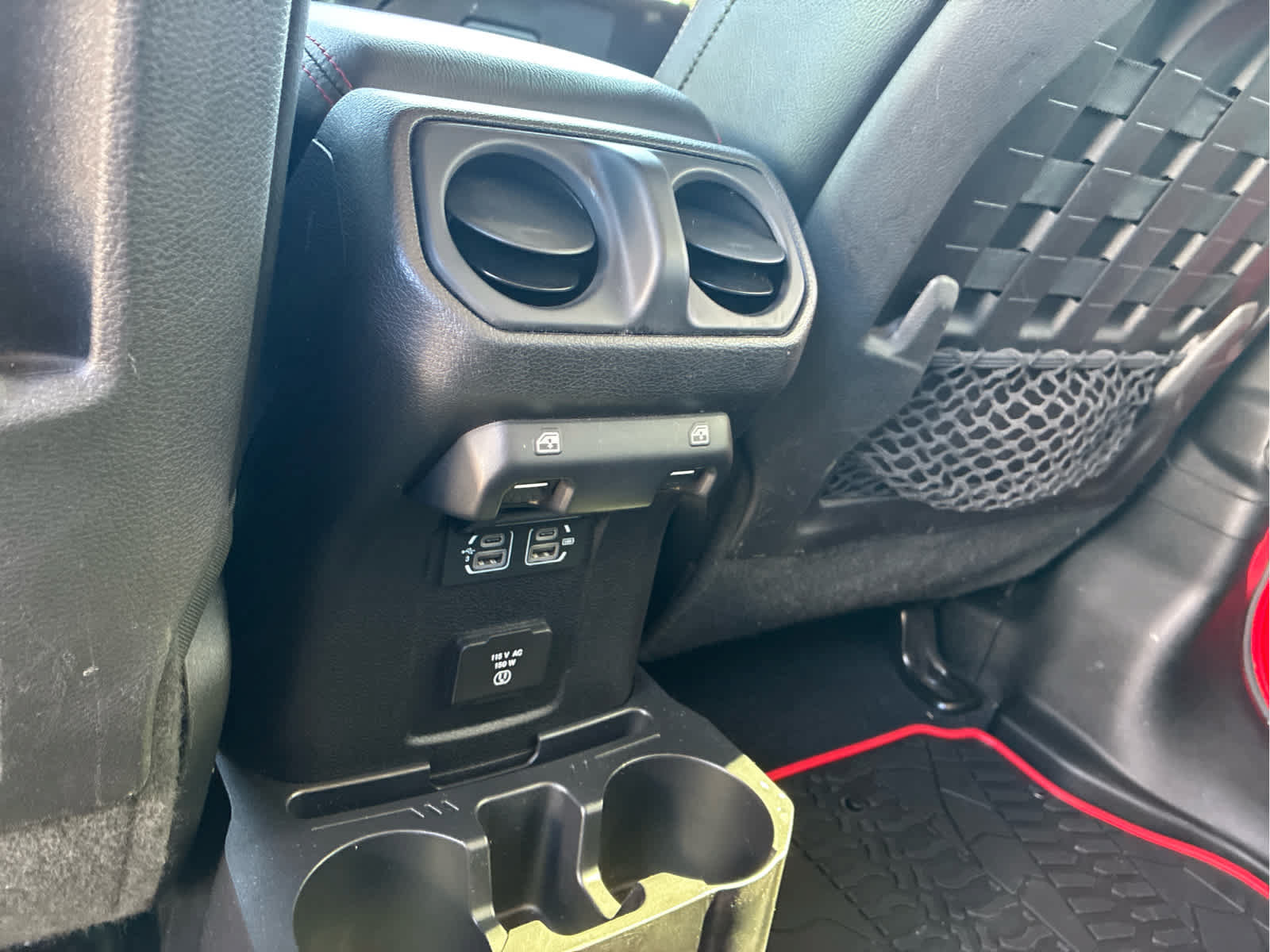 Used 2018 Jeep Wrangler Unlimited Rubicon AWD/4WD image 22