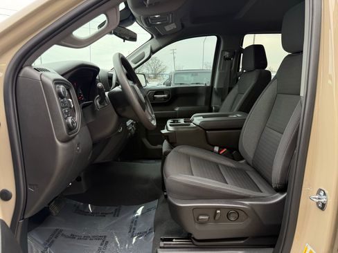 Used 2023 Chevrolet Silverado 1500 Custom Trail Boss w/ LPO, Dark Essentials Package image 40