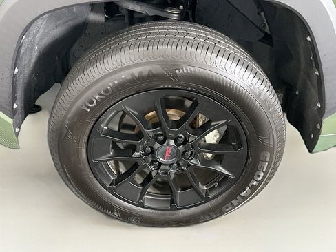 Used 2023 Toyota Tundra SR5 AWD/4WD image 11