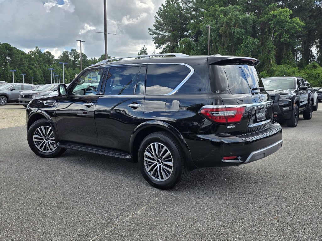 Used 2024 Nissan Armada SL w/ Captain's Chairs Package RWD image 4