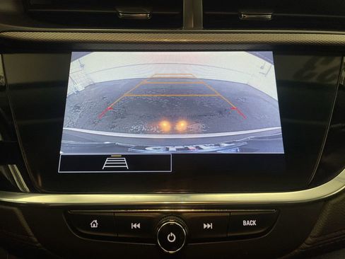 Used 2023 Buick Encore GX Preferred w/ Cold Weather Comfort Package FWD image 8