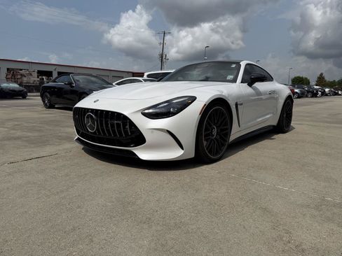 Used 2025 Mercedes-Benz AMG GT 55 image 3