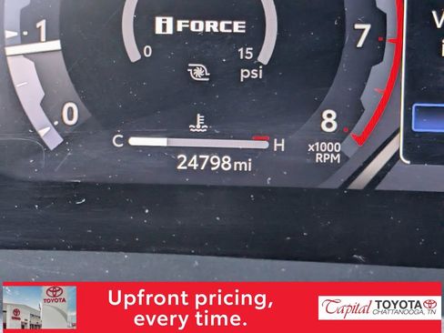Used 2024 Toyota Tacoma TRD Off-Road AWD/4WD image 18