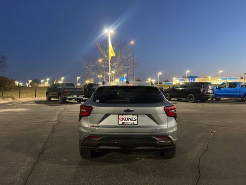 New 2026 Chevrolet Trax ACTIV w/ Sunroof Package image 4