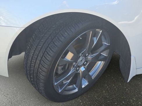 Used 2009 Acura TL SH-AWD image 34