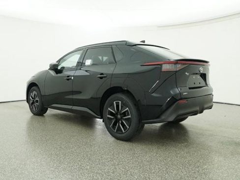 Certified 2026 Toyota bZ XLE image 14