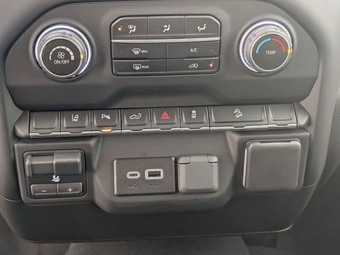 Certified 2025 Chevrolet Silverado 2500 Custom w/ Custom Value Package image 21